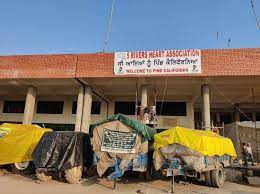 Bahadurgarh's under construction bus stand - Now California